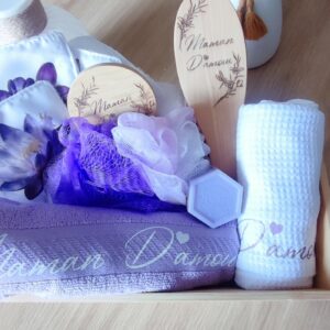 Corbière  de soins beauté couleur violette
